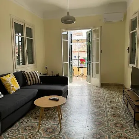 άλμα - Spacious Boutique At The Center Kalamata