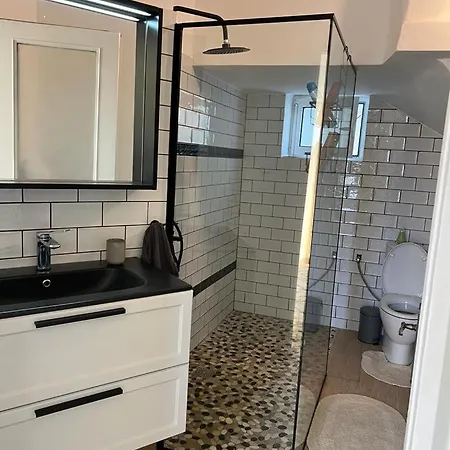 αλμα - A Family Boutique At The Center * Kalamata