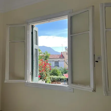 άλμα - Spacious Boutique At The Center Apartment