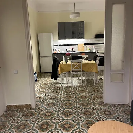 άλμα - Spacious Boutique At The Center