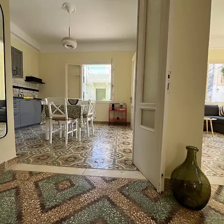 άλμα - Spacious Boutique At The Center Apartment