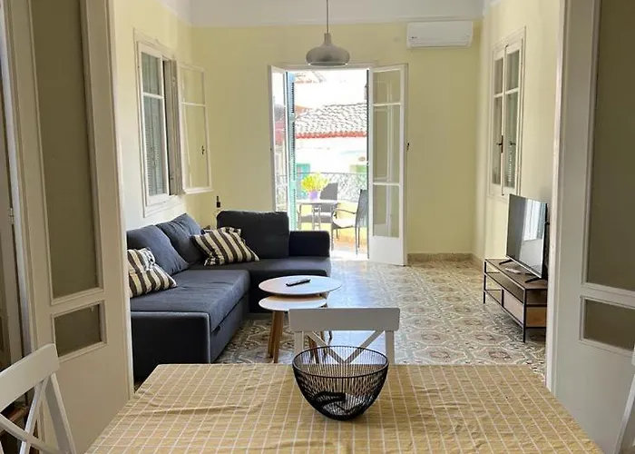 αλμα - A Family Boutique At The Center Appartamento Kalamata