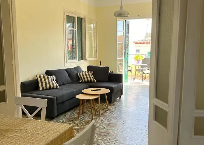 αλμα - A Family Boutique At The Center Appartamento *