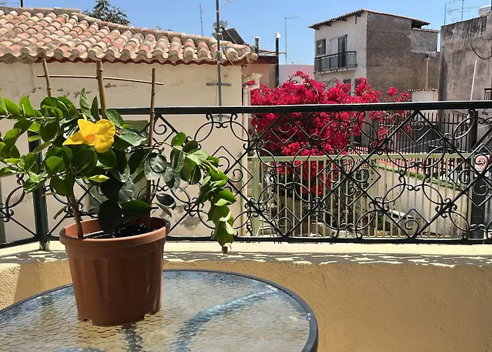 αλμα - A Family Boutique At The Center דירה קלמאטה