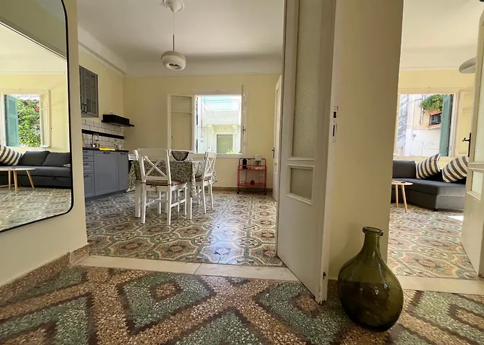 αλμα - A Family Boutique At The Center Lejlighed