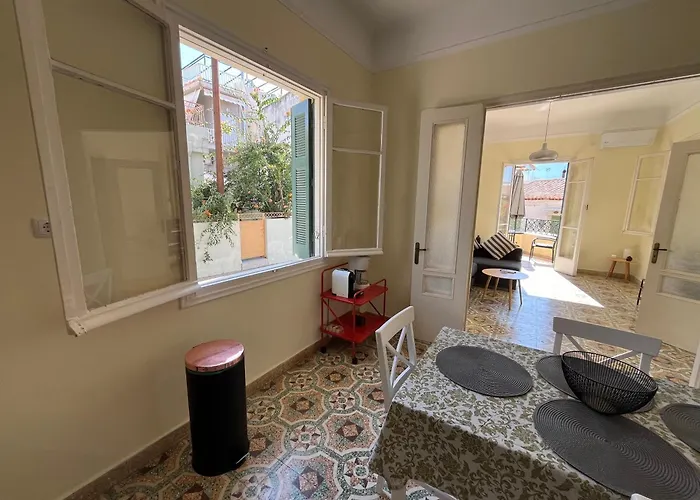 αλμα - A Family Boutique At The Center דירה *